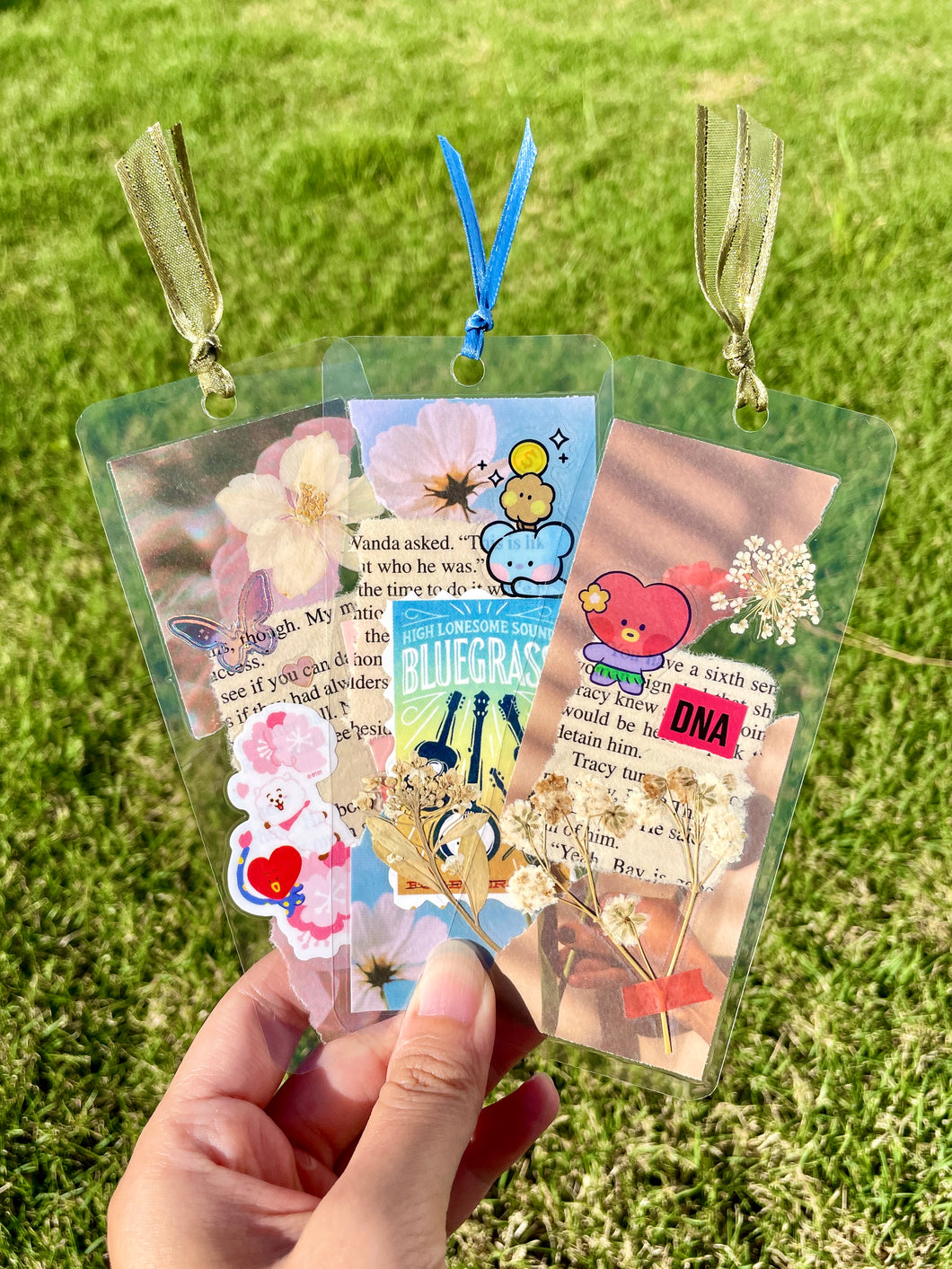 Random Pressed Flower Bookmark